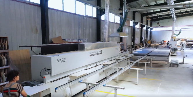 Smart factory, piliin ang EXCITECH! Beijing dingxiang furniture intelligent edge banding project.